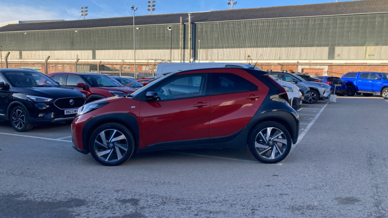 Toyota Aygo X 1.0 VVT-i Edge 5dr Petrol Hatchback